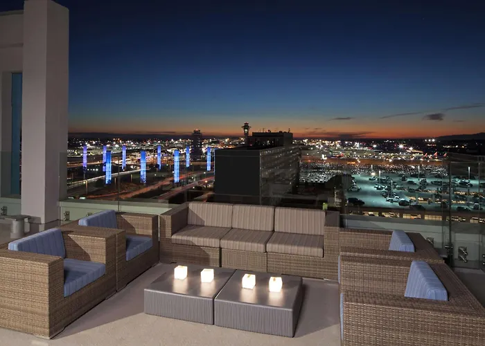 H Hotel Los Angeles, Curio Collection By Hilton